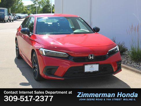 Used 2024 Honda Civic Sport image 3