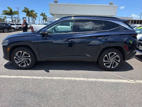 Used 2025 Hyundai Tucson Limited AWD/4WD image 3