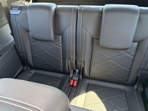 Used 2026 Volkswagen Atlas SE image 20