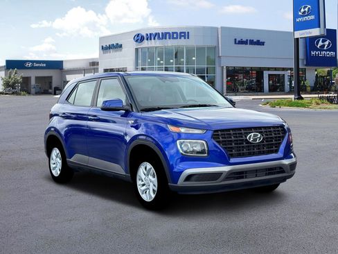 New 2026 Hyundai Venue SE image 11