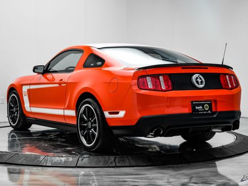 Used 2012 Ford Mustang Boss 302 w/ Boss 302 Accessory Pkg RWD image 11