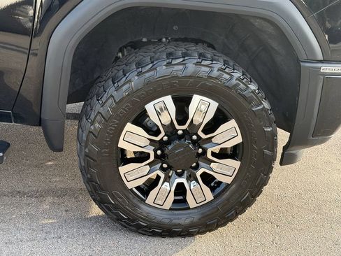 Used 2025 GMC Sierra 2500 Denali w/ Denali Reserve Package AWD/4WD image 9