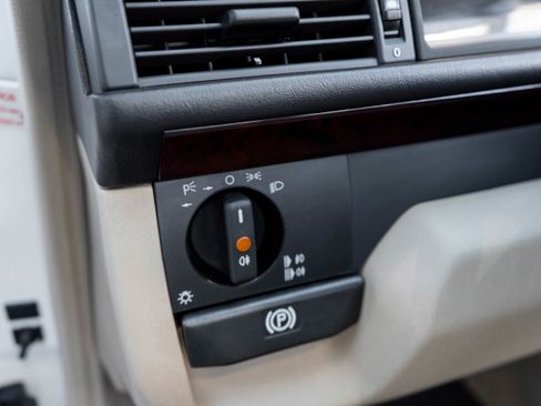 Used 1995 Mercedes-Benz E 320 Convertible image 14