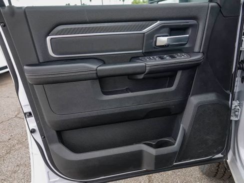 Used 2026 RAM 2500 Big Horn AWD/4WD image 19