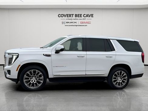 Used 2025 GMC Yukon Denali image 4