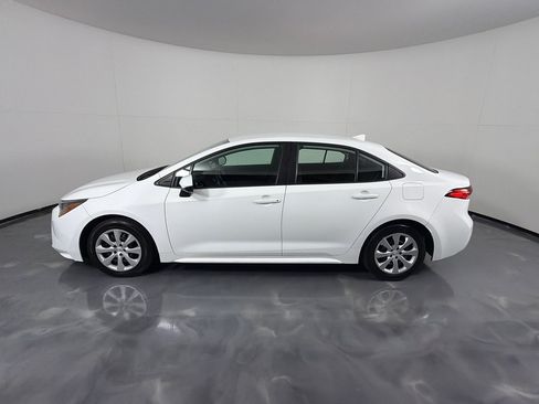 Used 2024 Toyota Corolla LE FWD image 8