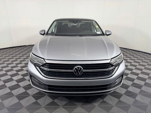 Used 2023 Volkswagen Jetta SE image 11