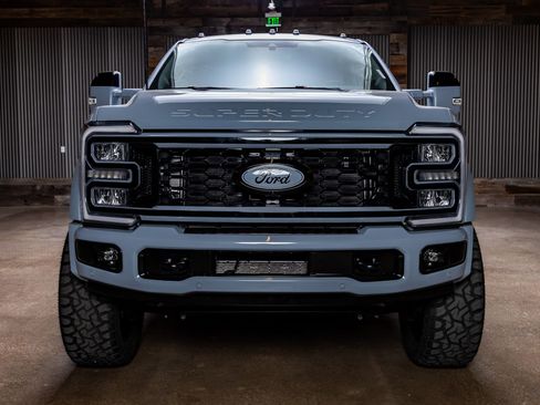 Used 2026 Ford F450 King Ranch w/ Chrome Package image 2