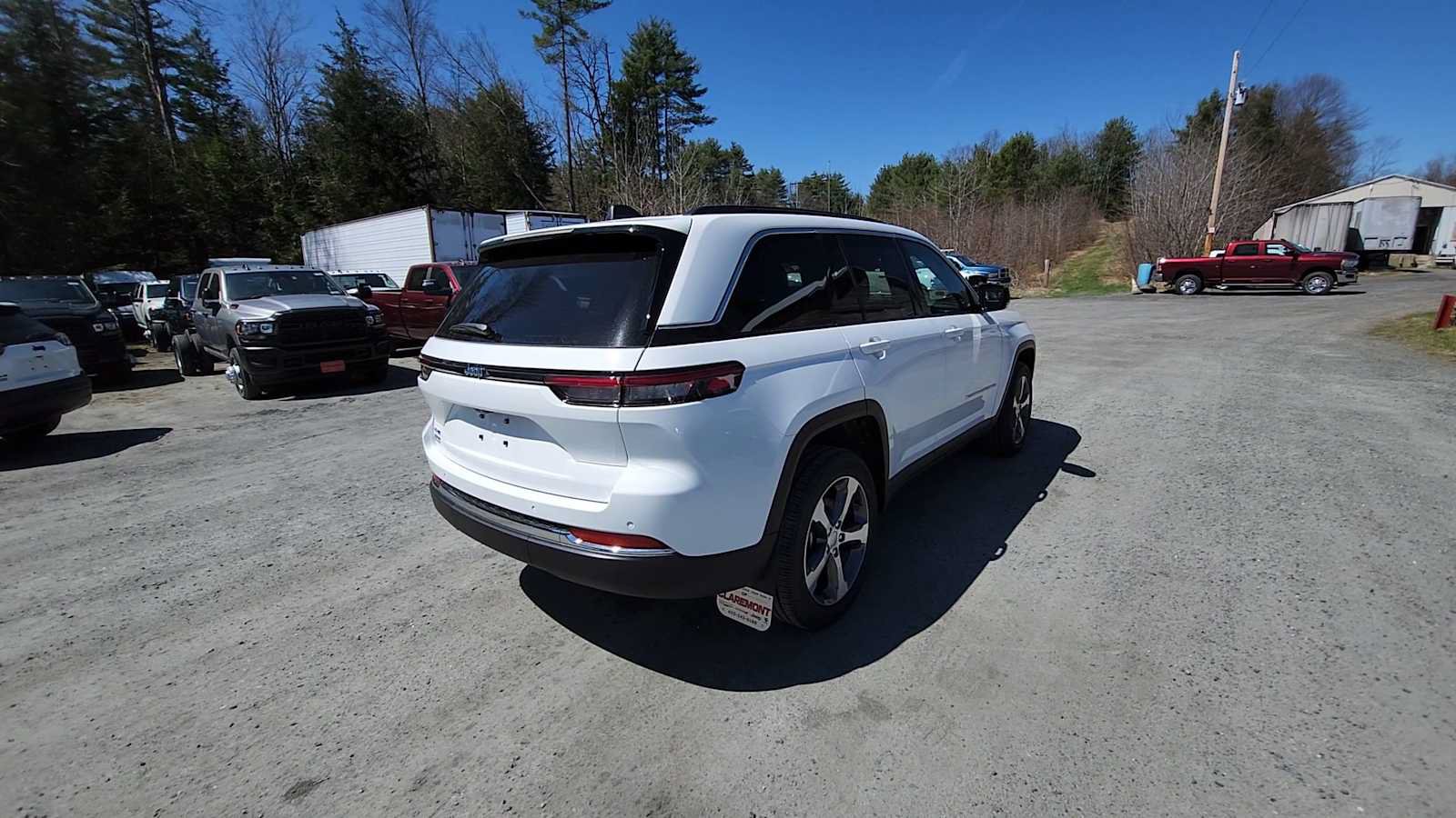 New 2024 Jeep Grand Cherokee Limited 4xe AWD/4WD image 8