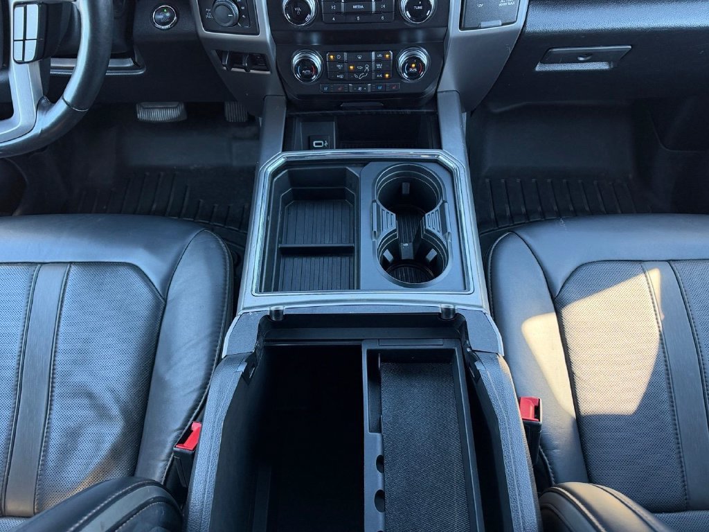 Certified 2019 Ford F350 Platinum w/ Platinum Ultimate Package AWD/4WD image 17