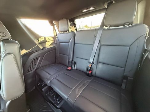 Used 2021 Chevrolet Tahoe Z71 image 14