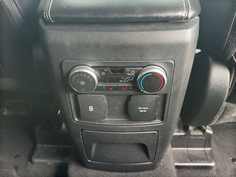 Used 2023 Ford Explorer Limited w/ Equipment Group 301A RWD image 33