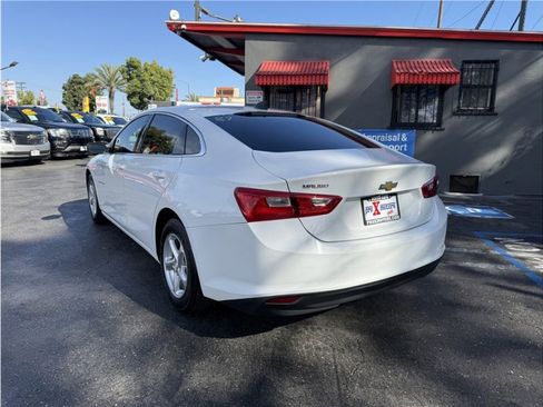 Used 2018 Chevrolet Malibu LS image 53
