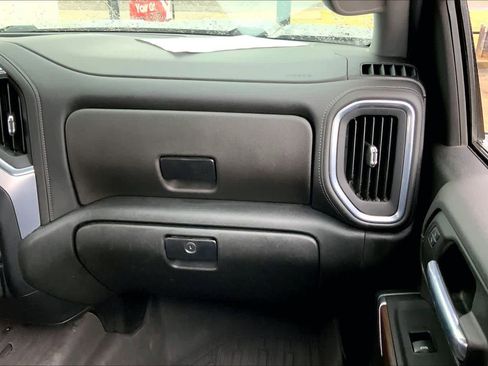 Used 2022 GMC Sierra 2500 SLT w/ X31 Off-Road Package image 18