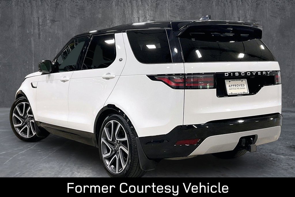 Used 2025 Land Rover Discovery Metropolitan Edition AWD/4WD image 4