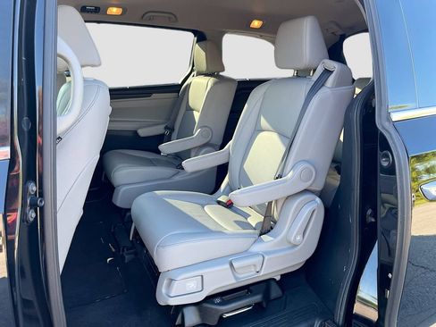 Used 2023 Honda Odyssey Touring image 26