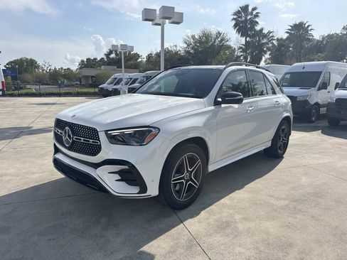 Certified 2025 Mercedes-Benz GLE 450e 4MATIC image 7