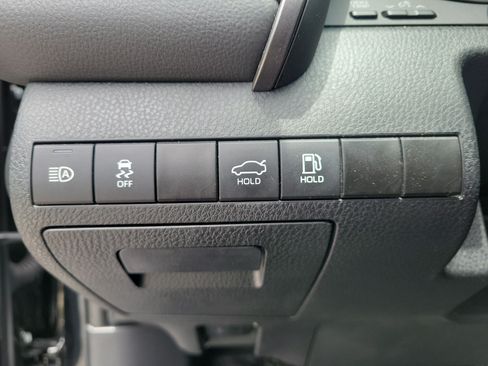 Used 2024 Toyota Camry SE w/ Convenience Package FWD image 31