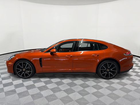 Certified 2022 Porsche Panamera image 2