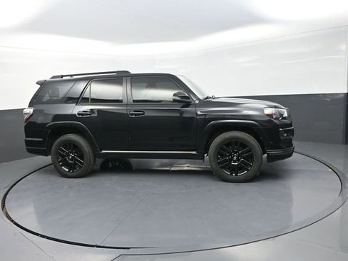 Used 2020 Toyota 4Runner Nightshade AWD/4WD image 40