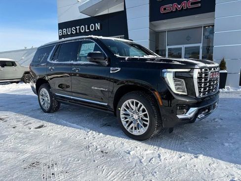 New 2026 GMC Yukon Denali w/ Denali Reserve Package image 3
