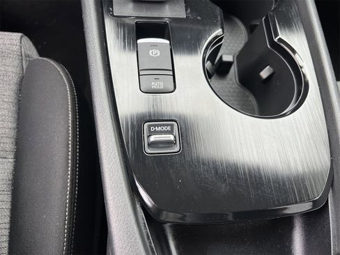 Certified 2021 Nissan Rogue SV image 19