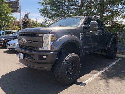 Used 2018 Ford F350 Lariat w/ Lariat Ultimate Package AWD/4WD image 1