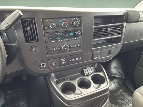 Used 2025 GMC Savana 2500 w/ Driver Convenience Package RWD image 27