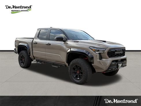 Used 2025 Toyota Tacoma TRD Pro image 3