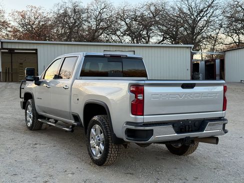 Used 2020 Chevrolet Silverado 2500 LTZ w/ LTZ Convenience Package image 4