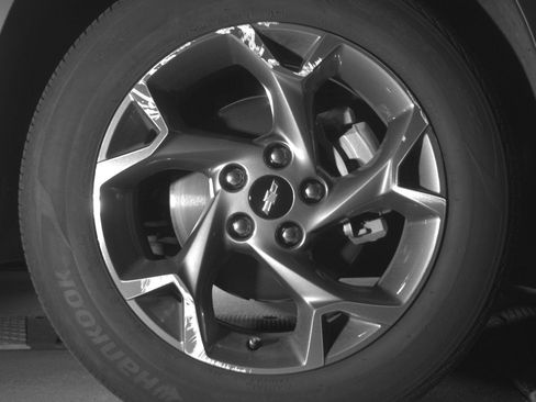 Used 2025 Chevrolet Trax LT FWD image 13