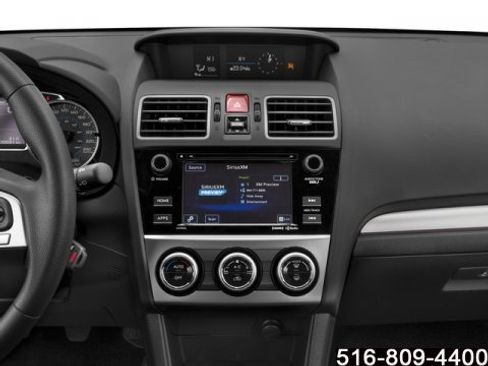 Used 2017 Subaru Crosstrek 2.0i Limited image 14