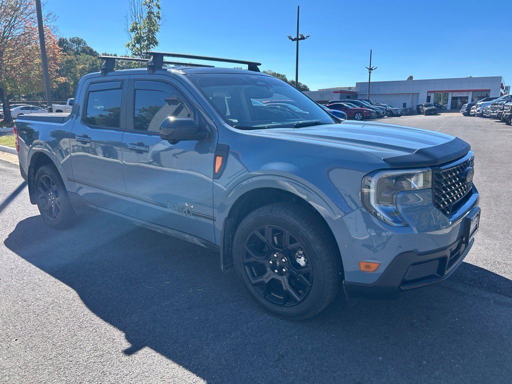 Used 2026 Ford Maverick Lariat w/ Black Appearance Package AWD/4WD image 1