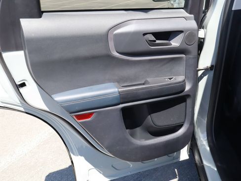 Used 2024 Ford Bronco Sport Outer Banks w/ Tech Package AWD/4WD image 33