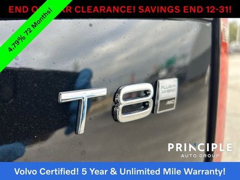 Certified 2025 Volvo XC90 T8 Core image 39