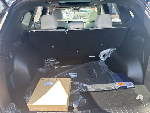 Certified 2025 Hyundai Tucson Limited image 52
