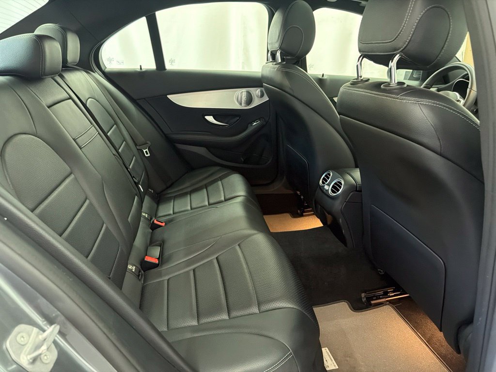Used 2021 Mercedes-Benz C 300 Sedan image 28