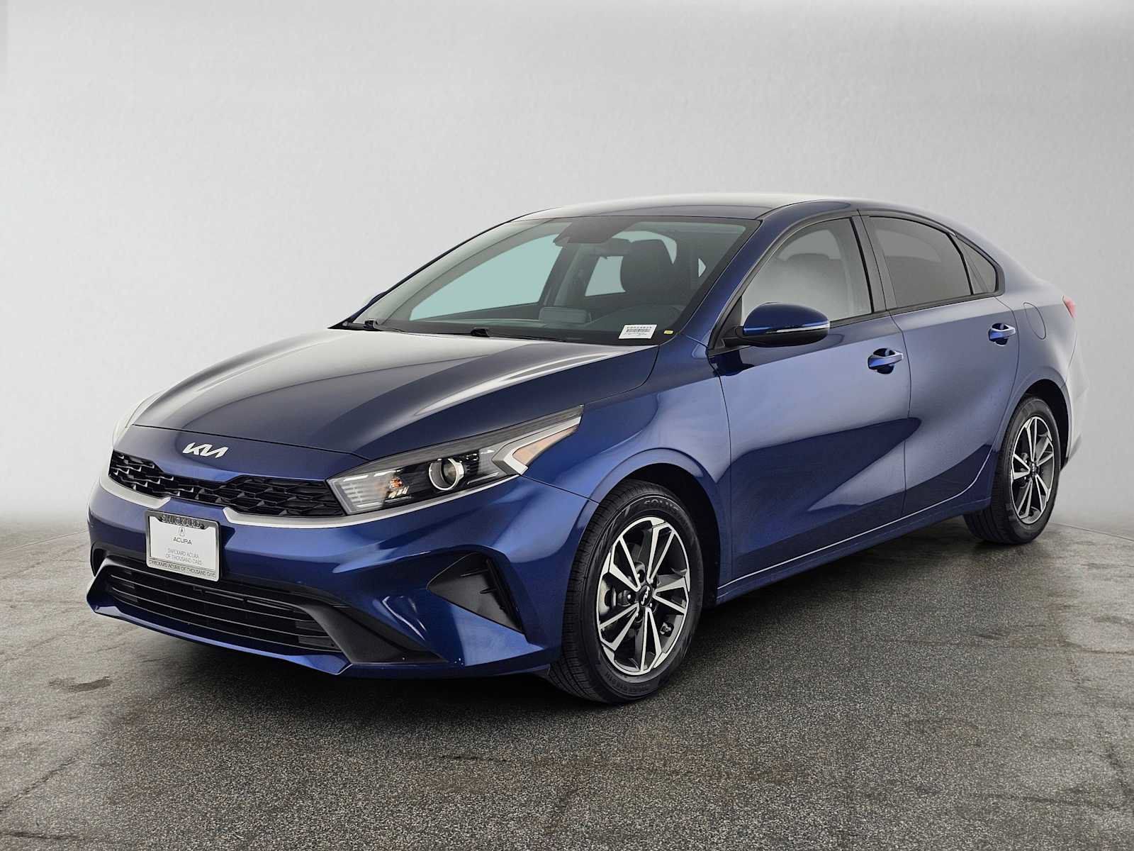 Used 2023 Kia Forte LXS w/ LXS Technology Package FWD image 7
