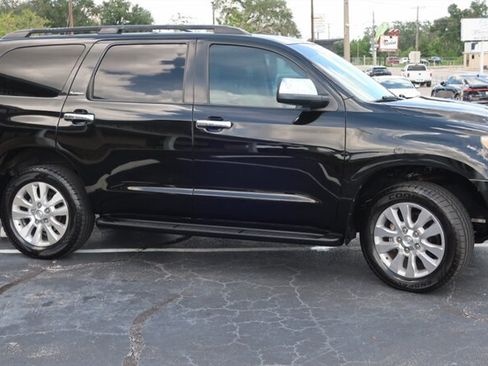 Used 2012 Toyota Sequoia Platinum AWD/4WD image 5