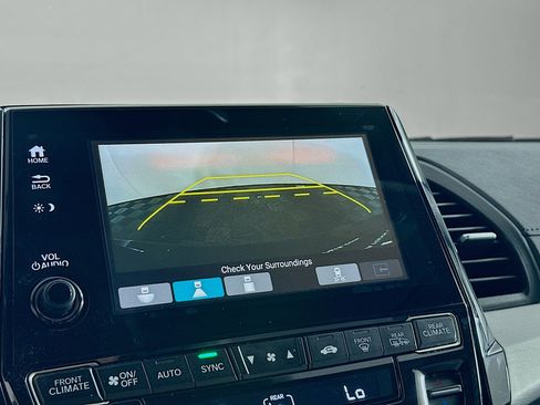 Used 2019 Honda Odyssey Touring image 23