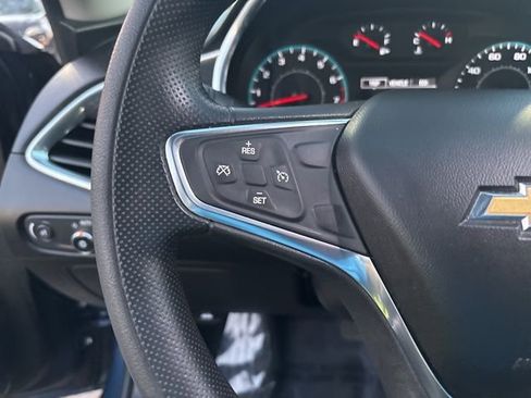 Used 2021 Chevrolet Malibu LT image 23