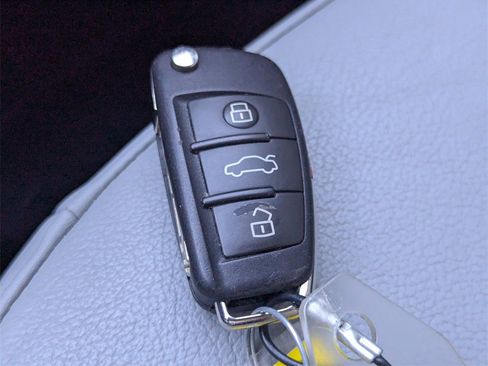 Used 2015 Audi Q3 2.0T Prestige w/ Prestige Package image 28