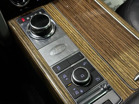 Used 2019 Land Rover Range Rover image 44