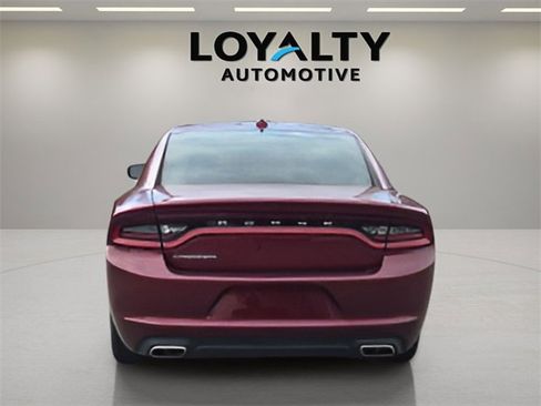 Used 2023 Dodge Charger SXT image 4