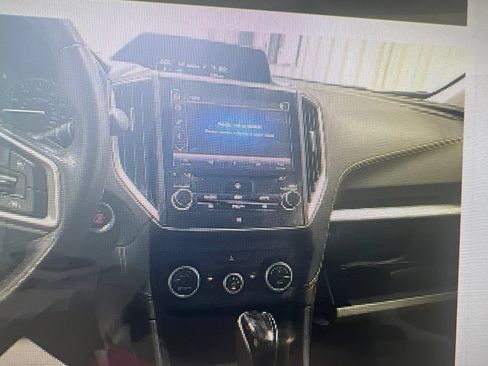 Used 2019 Subaru Crosstrek 2.0i Limited w/ Moonroof Package w/Navigation AWD/4WD image 14