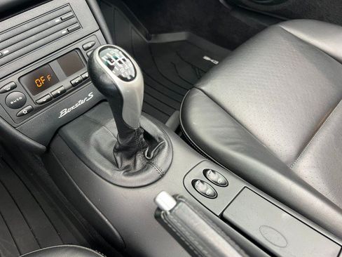 Used 2002 Porsche Boxster S RWD image 22
