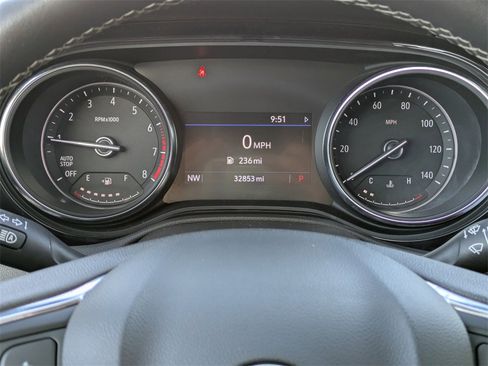 Used 2021 Buick Encore GX Select w/ Experience Buick Package image 27