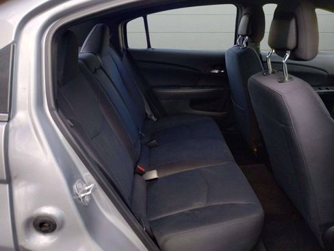 Used 2014 Chrysler 200 Touring FWD image 18