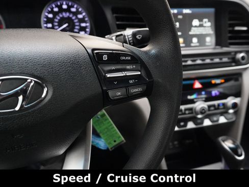 Used 2020 Hyundai Elantra SEL image 23