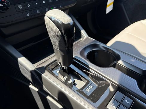 New 2026 Subaru Outback Premium AWD/4WD image 18